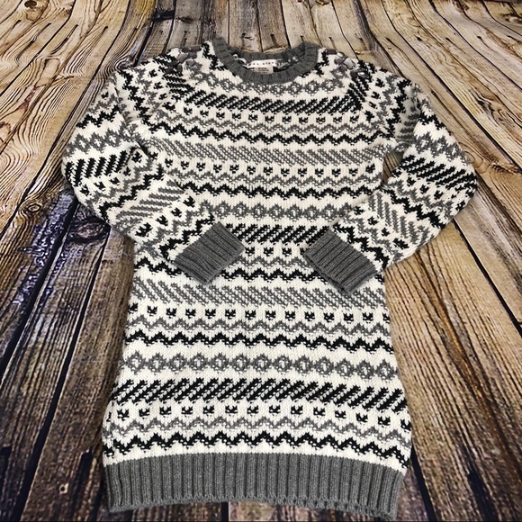 Girls size 7-8 sweater - Picture 3 of 5